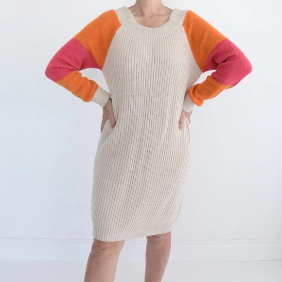 Cocogio Made In Italy 10% Wool Cream Knit Sweater Dress Size Medium - Picture 2 of 10